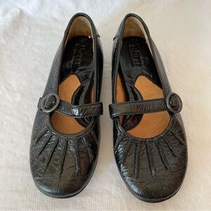 Born Black Patent Leather Mary Jane Shoes